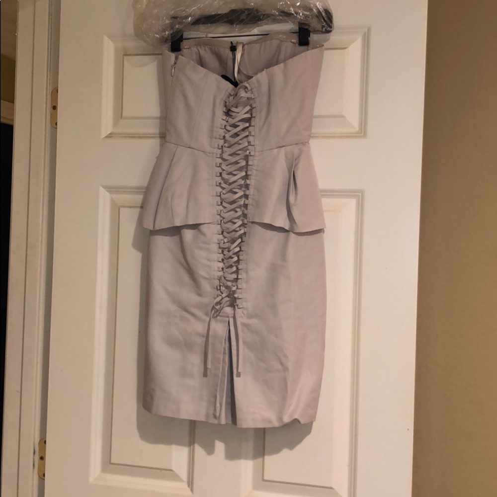 BCBG STRAPLESS DRESS SIZE 0 - Picture 2 of 3